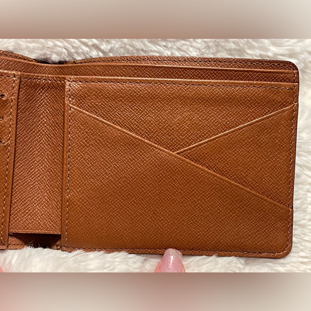 Louis Vuitton Multiple Wallet
Monogram Brown - Picture 6 of 16